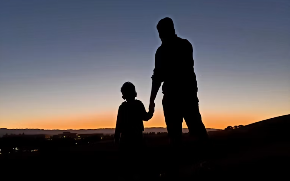 Banyak Orang Tua Beralih ke Gentle Parenting, Apakah Benar Efektif untuk Anak?